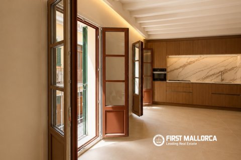 Dzīvoklis Palma de Majorca, Mallorca, Spānijā 3 istabas, 130 m2 Nr. 195392