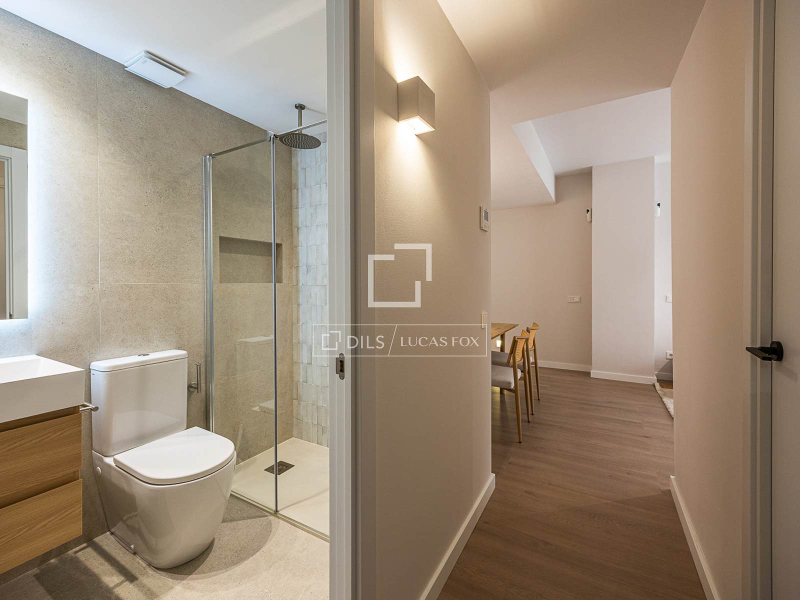 Квартира в Барселона, Испания 3 спальни, 84м2 №150323
