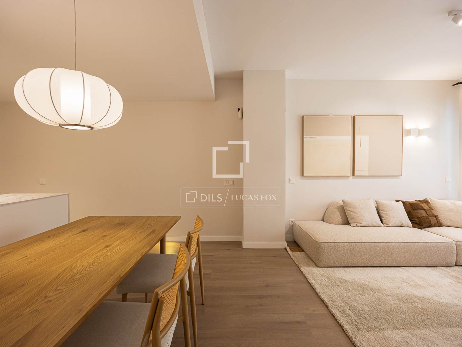 Квартира в Барселона, Испания 3 спальни, 84м2 №150323