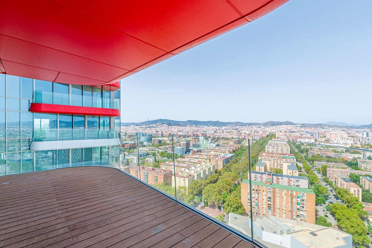 Lägenhet i Barcelona, Spanien 4 sovrum, 378 kvm. Nr. 148875