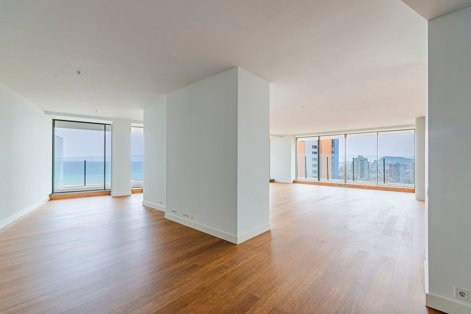 Wohnung in Barcelona, Spanien 4 Schlafzimmer, 386 m2 Nr. 148874