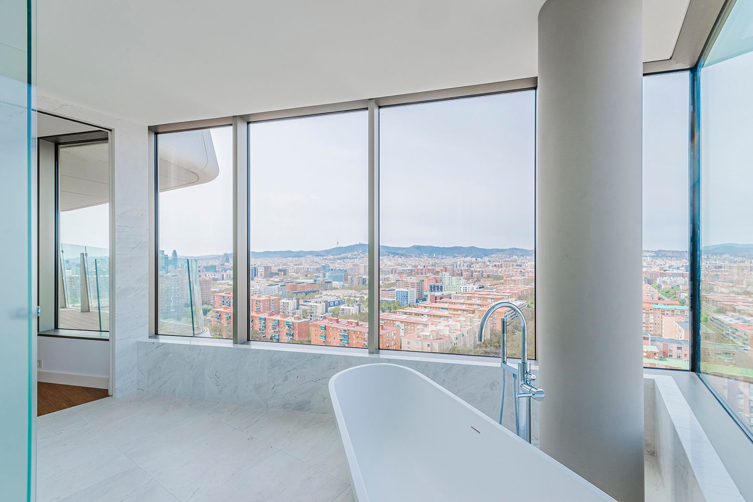 Wohnung in Barcelona, Spanien 4 Schlafzimmer, 386 m2 Nr. 148874