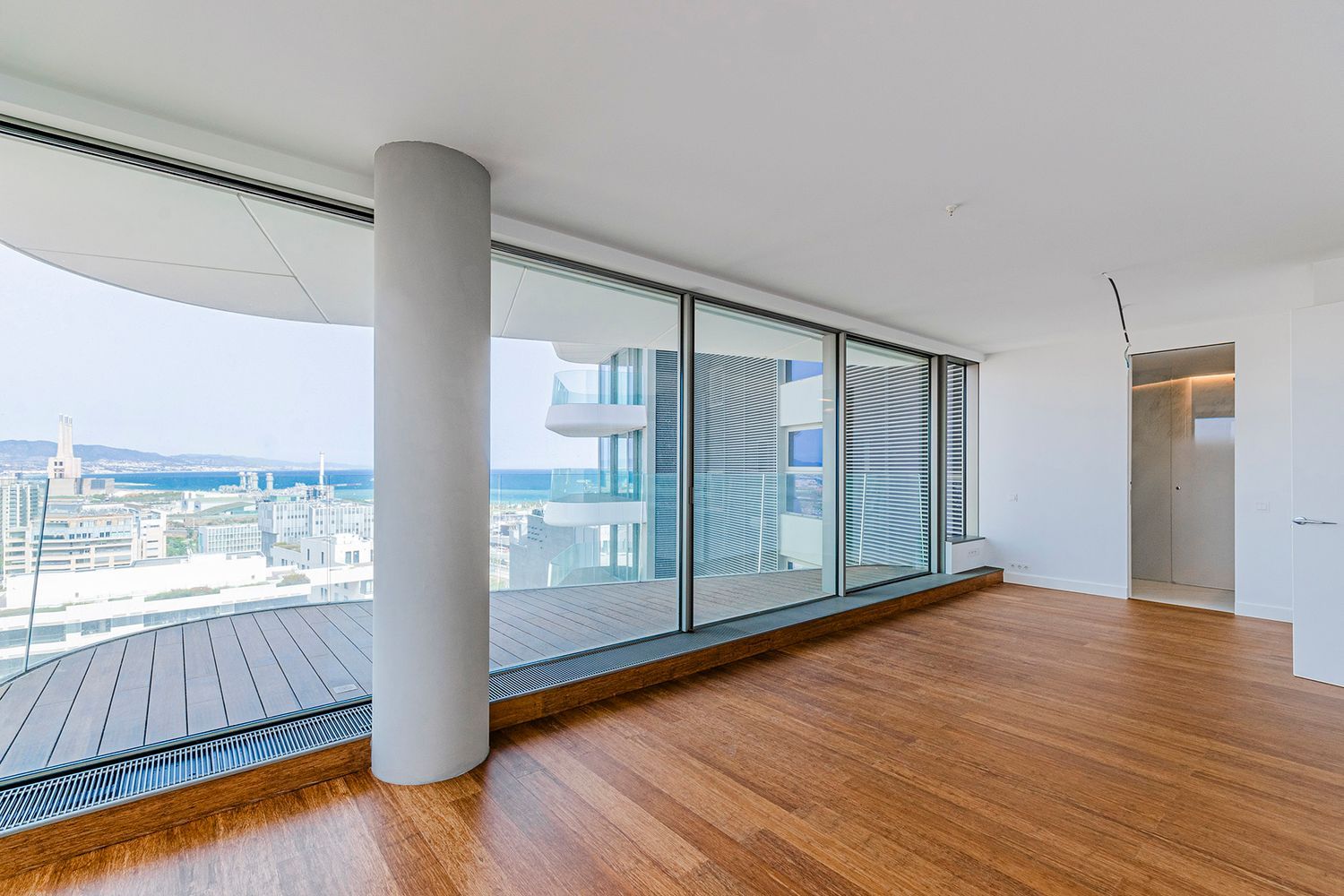 Wohnung in Barcelona, Spanien 4 Schlafzimmer, 386 m2 Nr. 148874