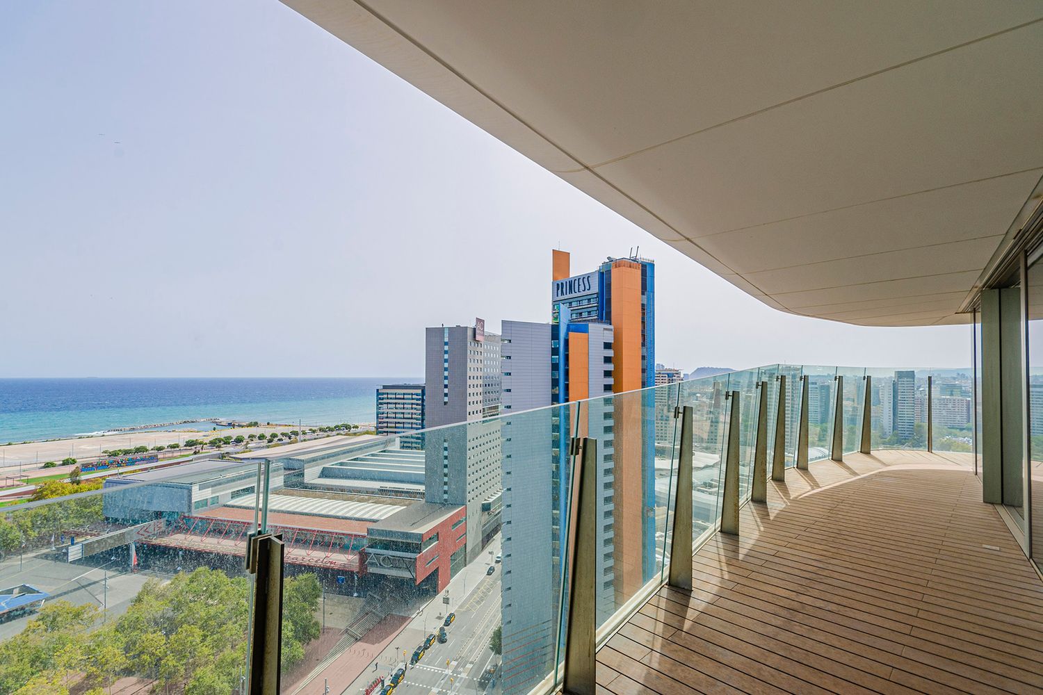 Wohnung in Barcelona, Spanien 4 Schlafzimmer, 386 m2 Nr. 148874