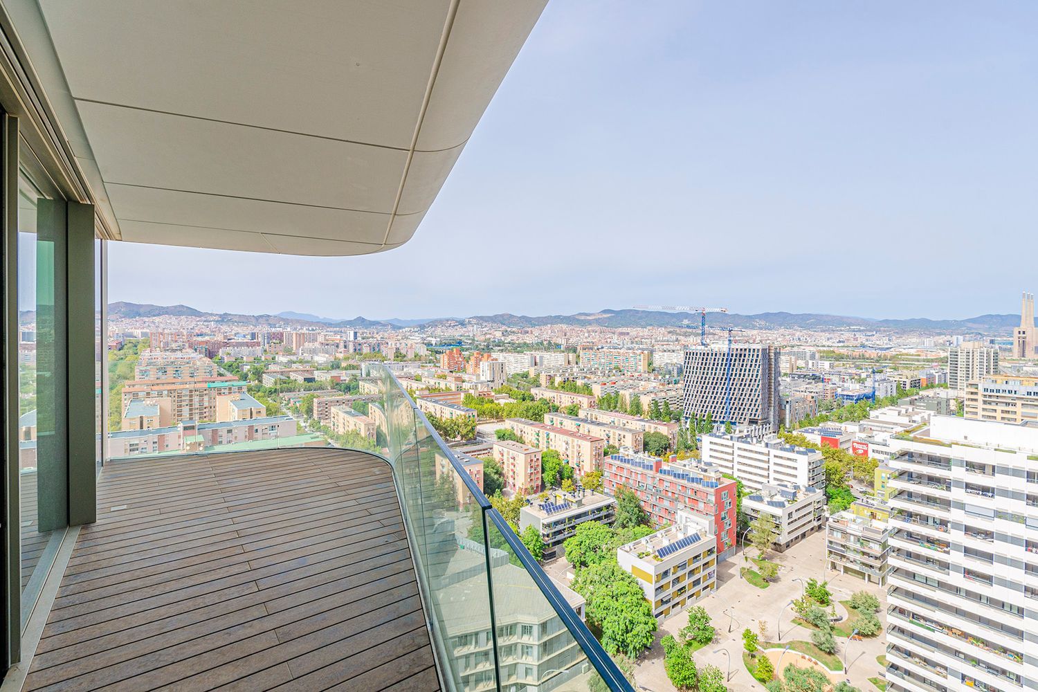Wohnung in Barcelona, Spanien 4 Schlafzimmer, 386 m2 Nr. 148874