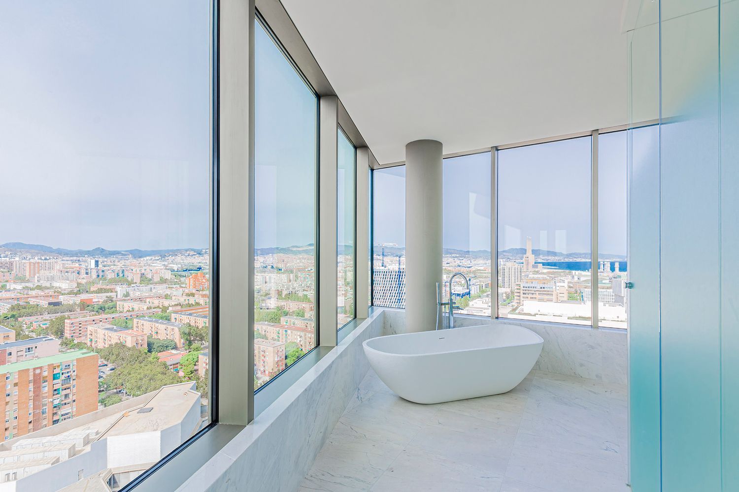 Wohnung in Barcelona, Spanien 4 Schlafzimmer, 386 m2 Nr. 148874