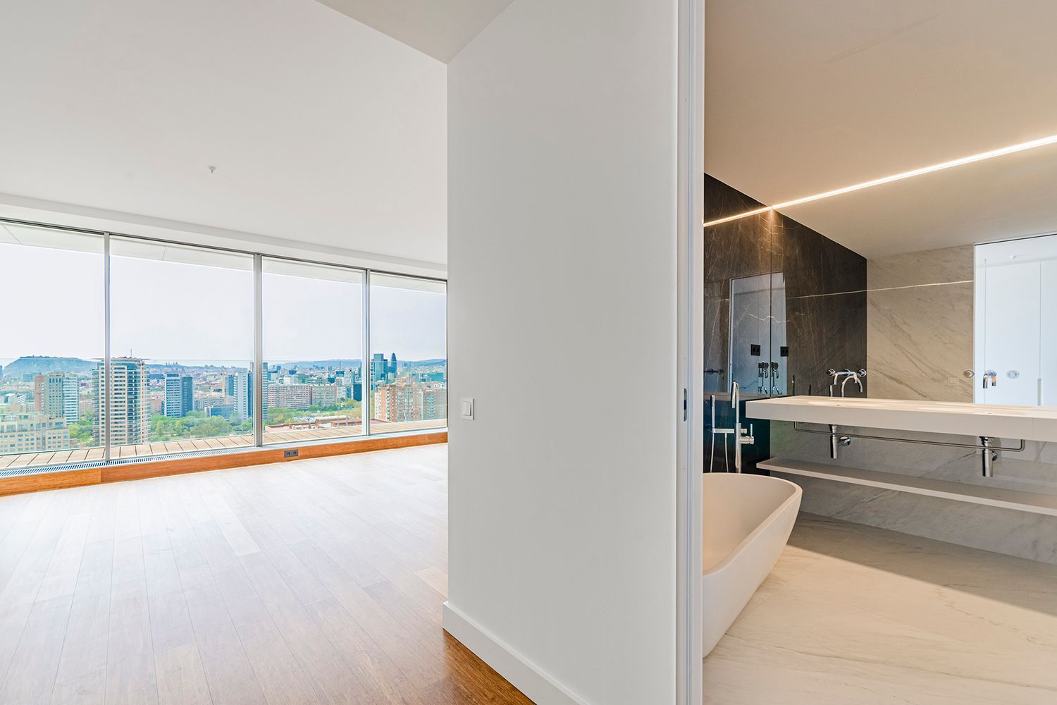 Wohnung in Barcelona, Spanien 4 Schlafzimmer, 386 m2 Nr. 148874