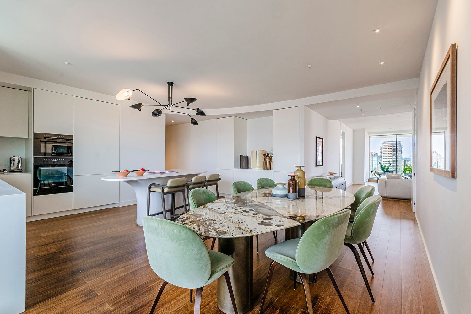 Huoneisto Barcelona, Espanja 3 makuuhuonetta, 284 m2 No. 148878