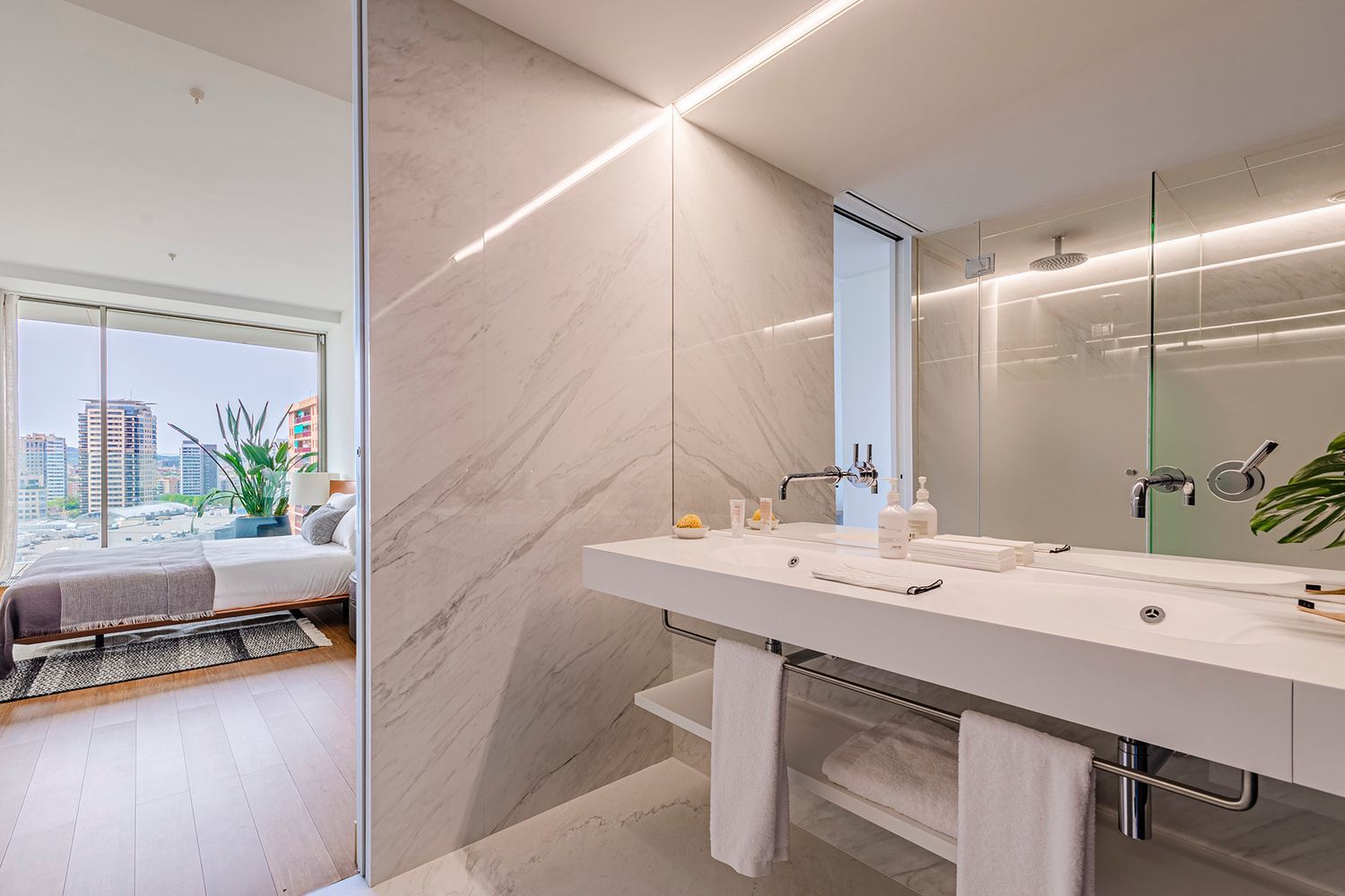 Huoneisto Barcelona, Espanja 3 makuuhuonetta, 284 m2 No. 148878