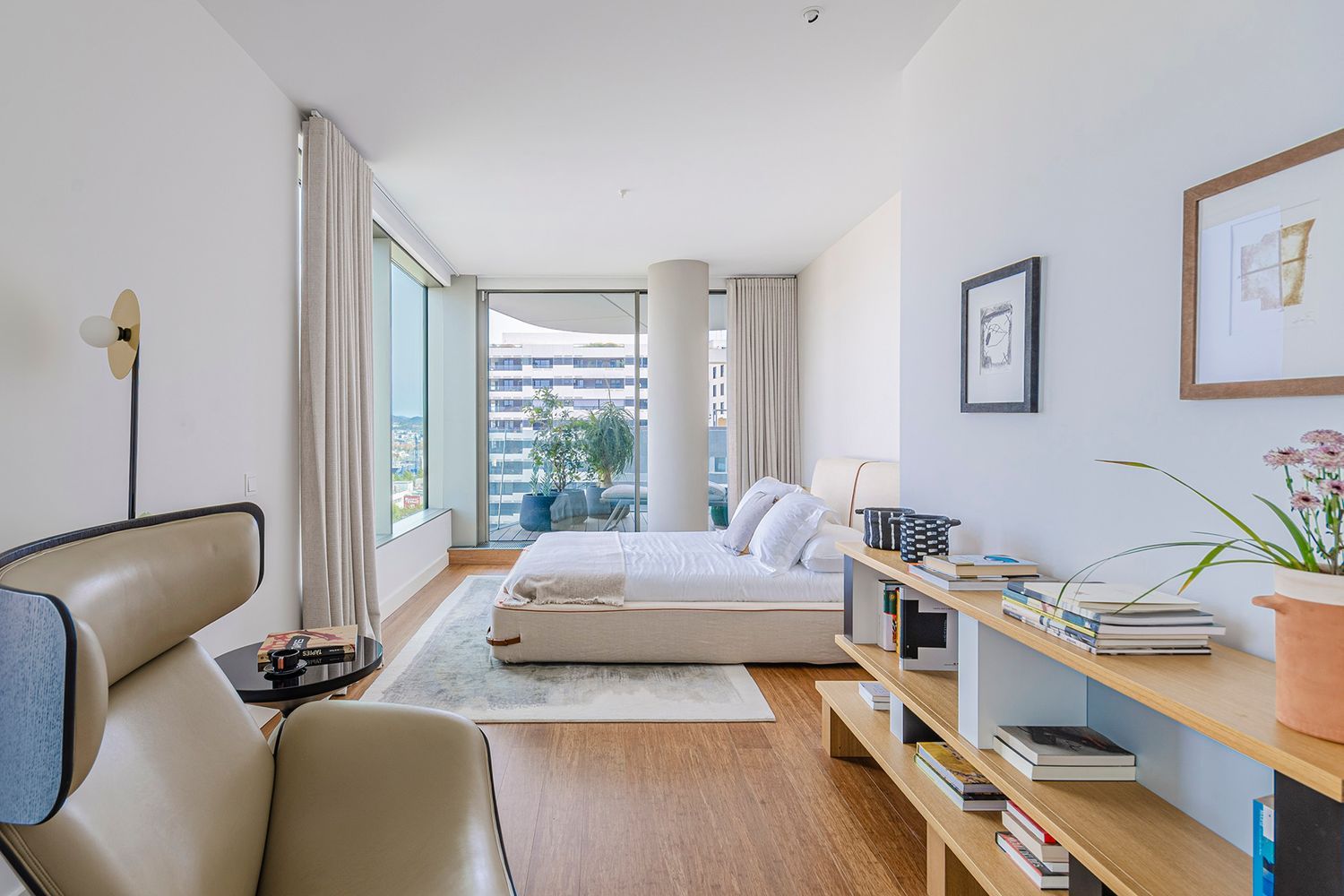 Huoneisto Barcelona, Espanja 3 makuuhuonetta, 284 m2 No. 148878