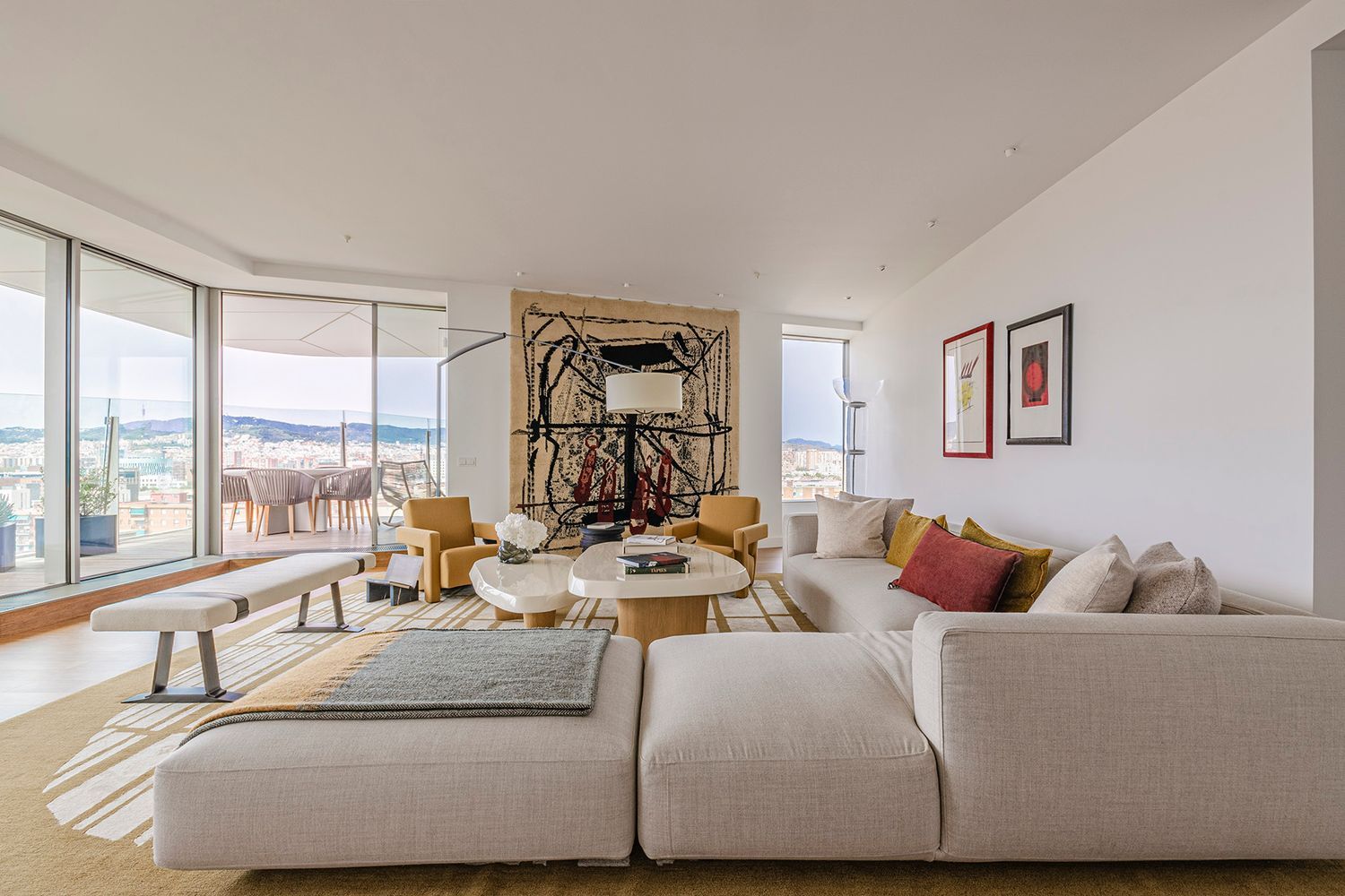 Huoneisto Barcelona, Espanja 3 makuuhuonetta, 284 m2 No. 148878
