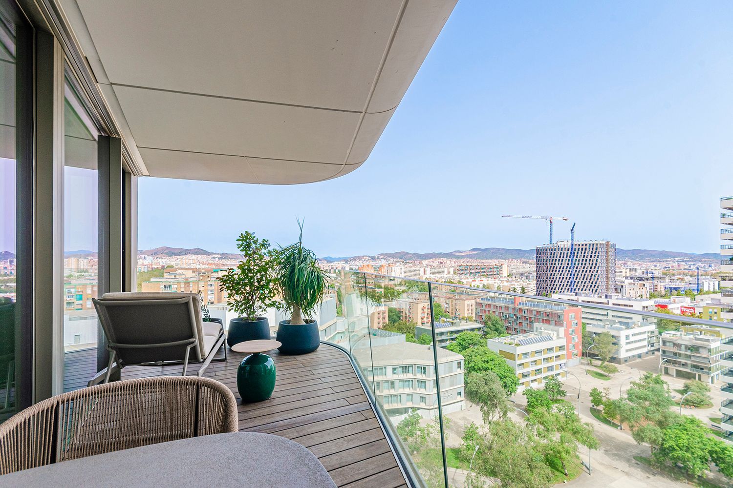 Huoneisto Barcelona, Espanja 3 makuuhuonetta, 284 m2 No. 148878