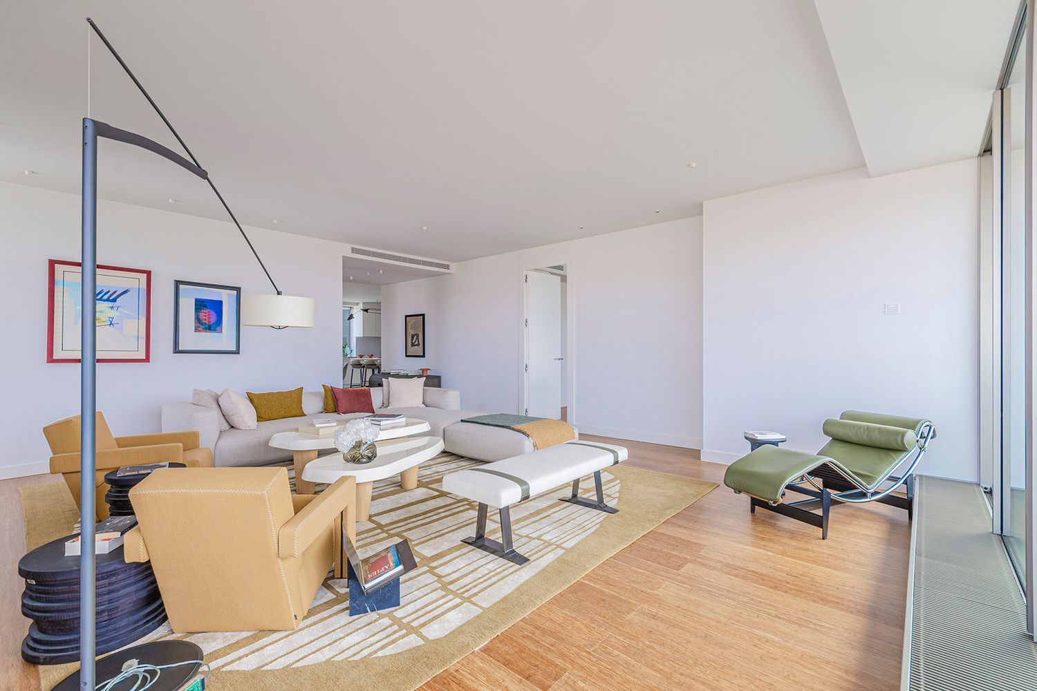 Huoneisto Barcelona, Espanja 3 makuuhuonetta, 284 m2 No. 148878