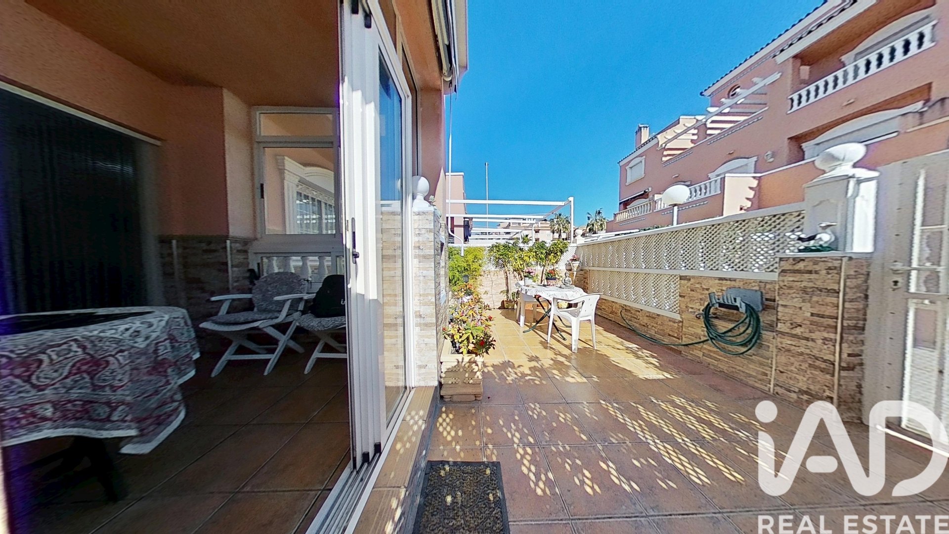 Radhus i Santa Pola, Alicante, Spanien 3 sovrum, 85 kvm. Nr. 152363