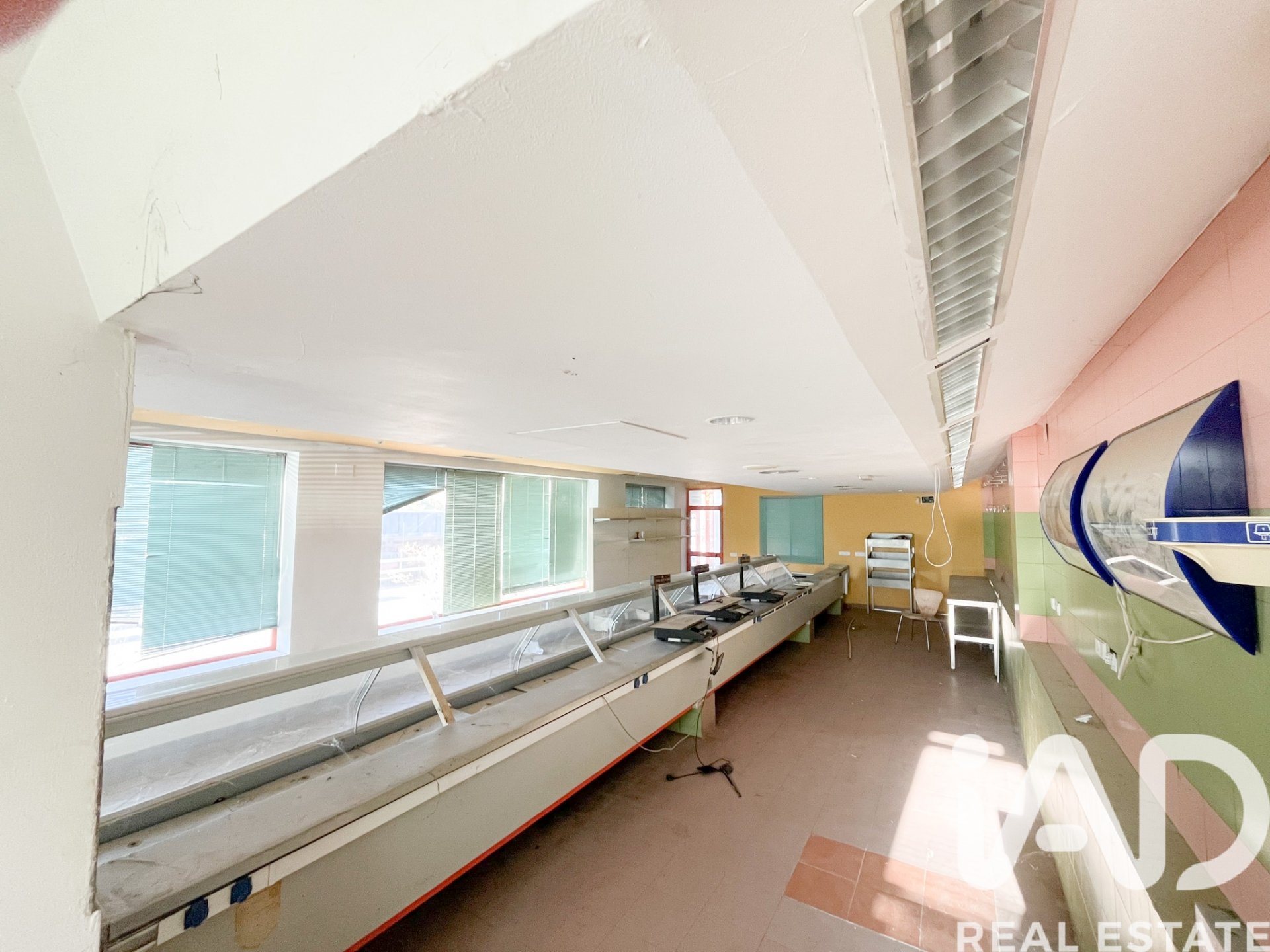 Commercial property in Malaga, Spain 2173 sq.m. No. 152368