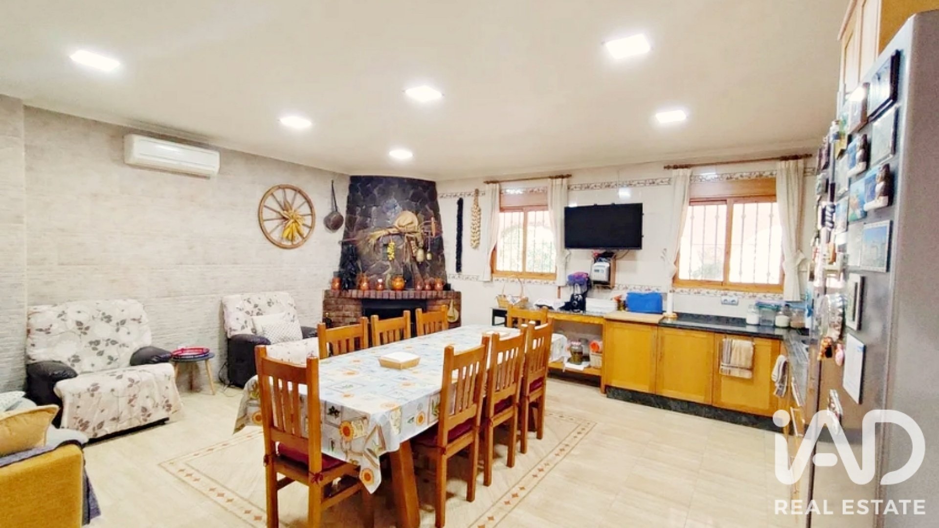 Triplex in Alicante, Spain 4 bedrooms, 458 sq.m. No. 187815