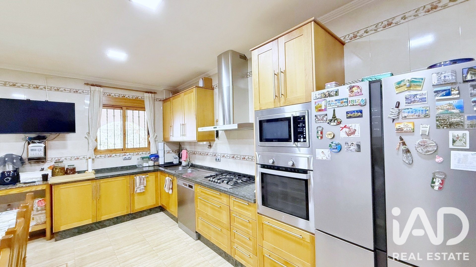 Triplex in Alicante, Spain 4 bedrooms, 458 sq.m. No. 187815