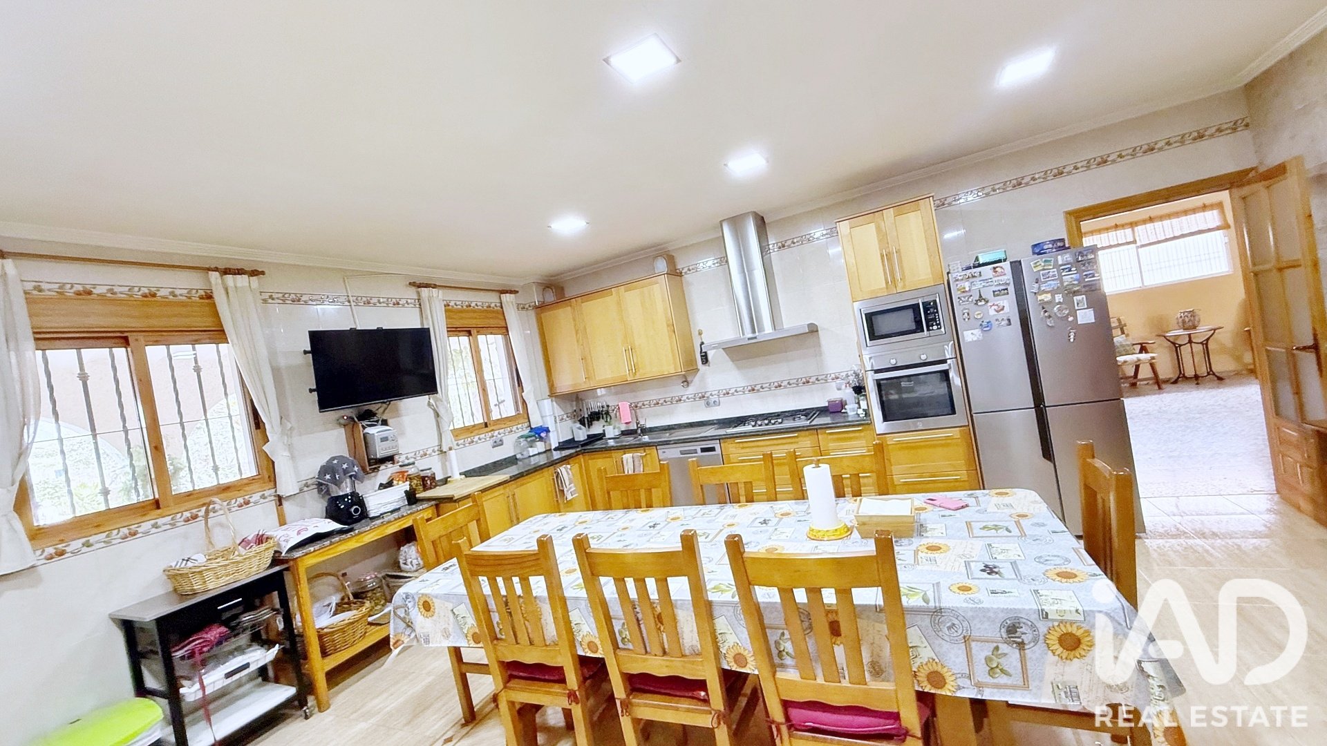 Triplex in Alicante, Spain 4 bedrooms, 458 sq.m. No. 187815
