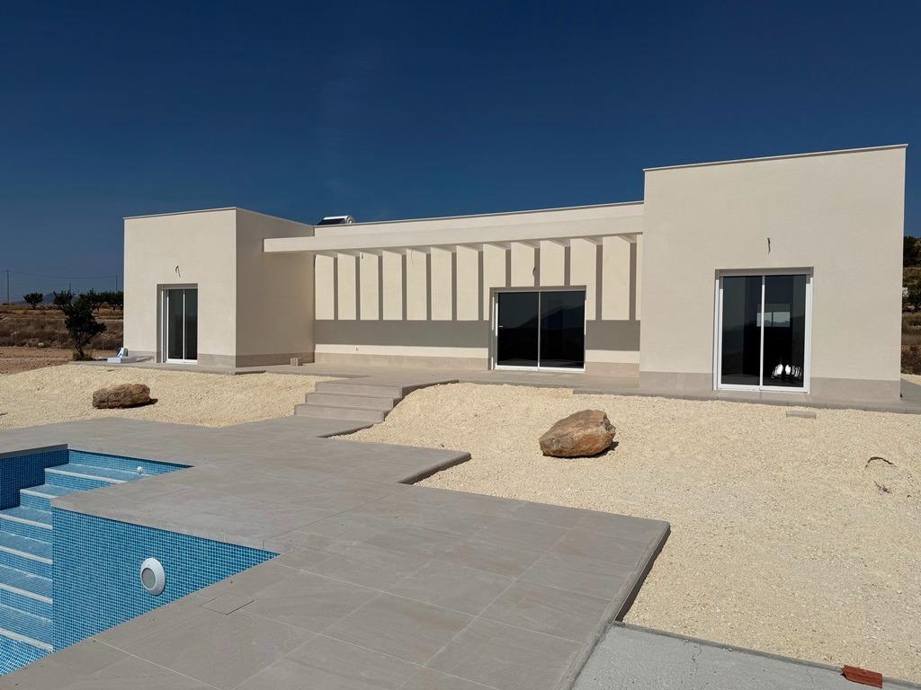 Villa en Pinoso, Alicante, España 3 dormitorios, 120 m2 No. 147837