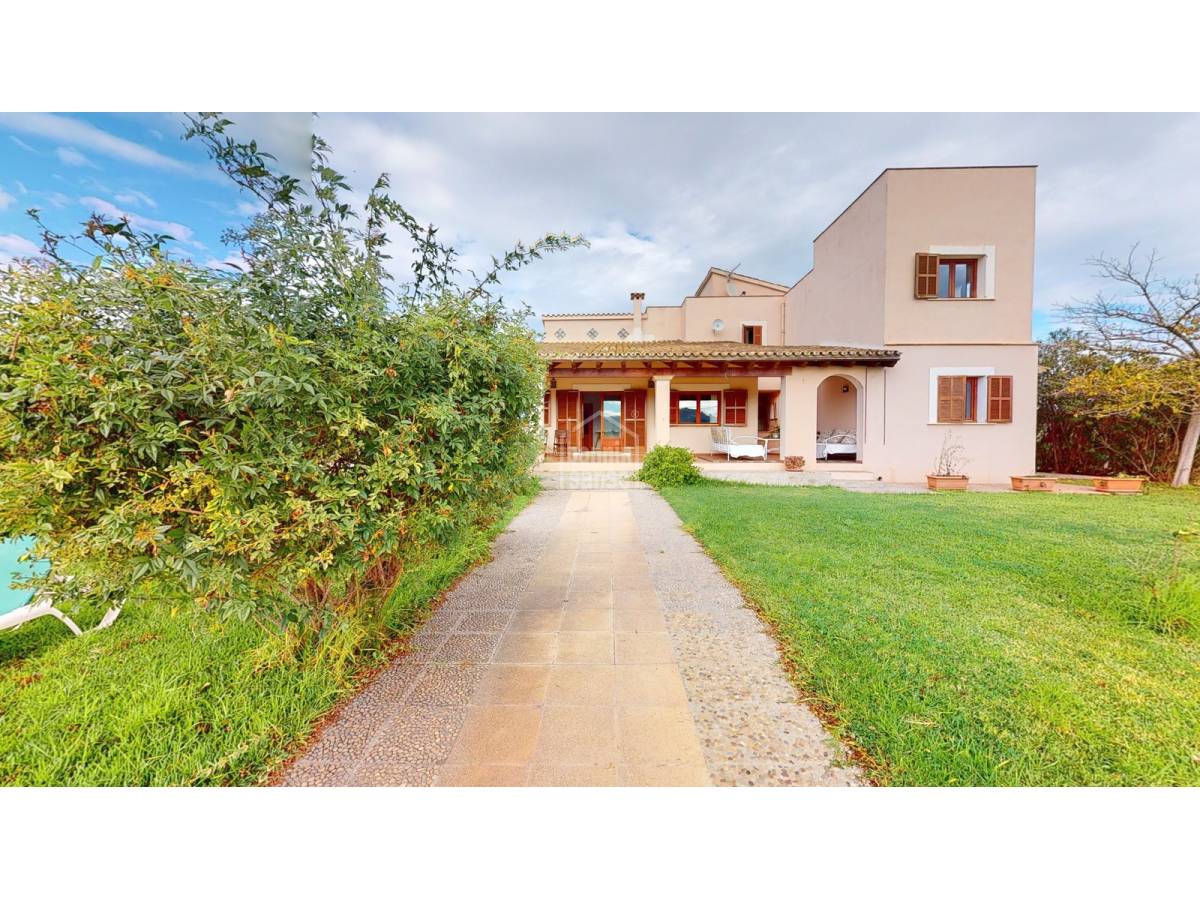 Townhouse in Son Servera, Mallorca, Spain 5 bedrooms, 460 sq.m. No. 65377