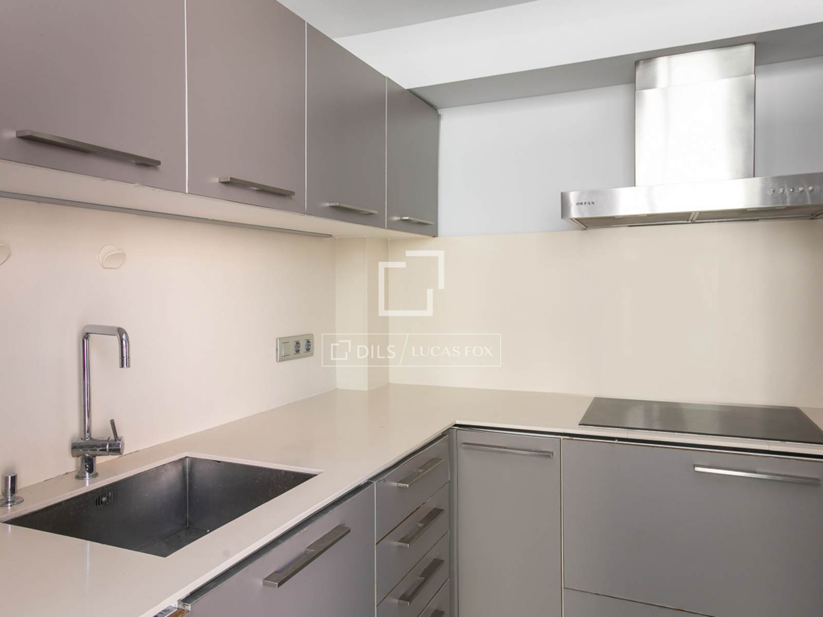 Wohnung in Barcelona, Spanien 2 Schlafzimmer, 69 m2 Nr. 192613