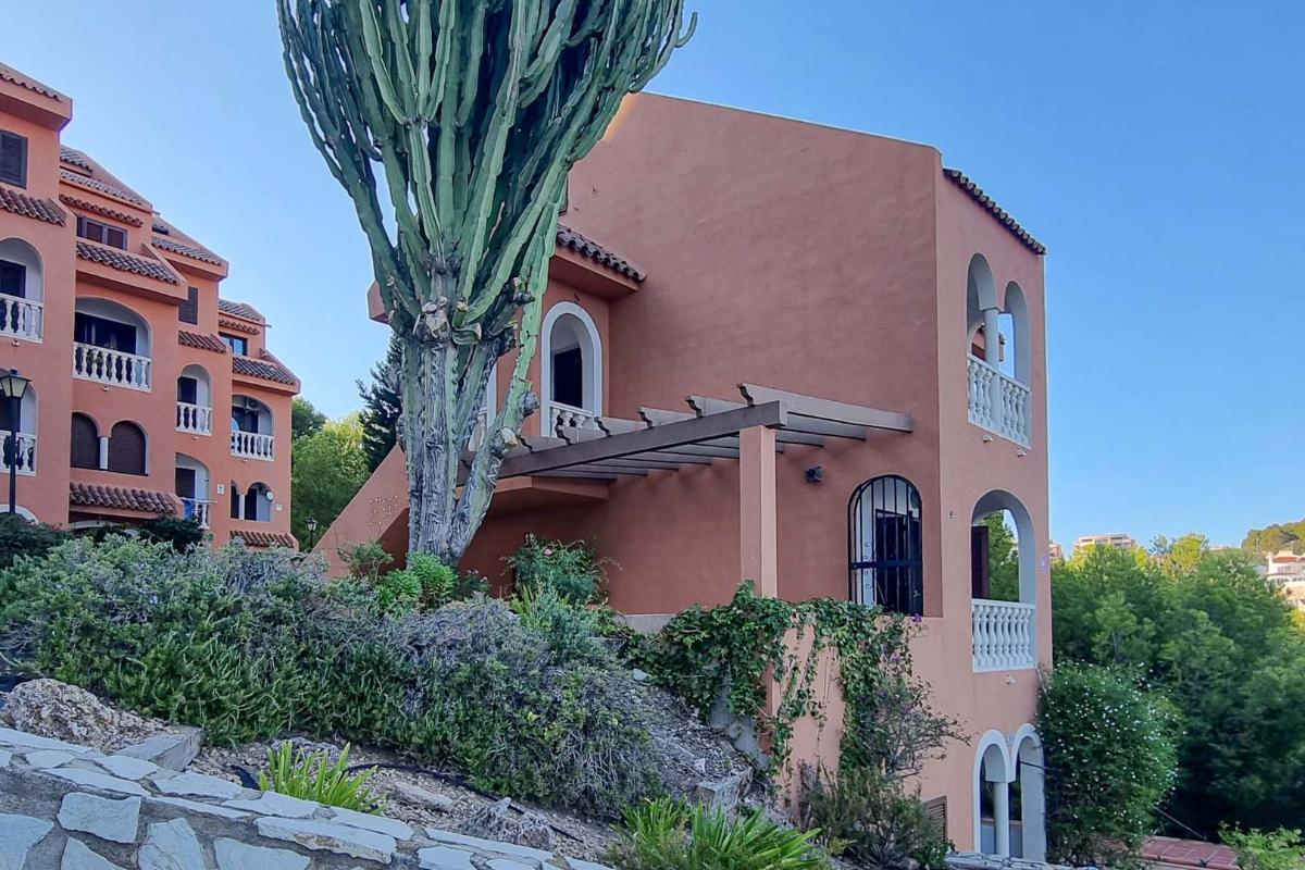 Townhouse in Calpe, Alicante, Spain 3 bedrooms, 113 sq.m. No. 149026