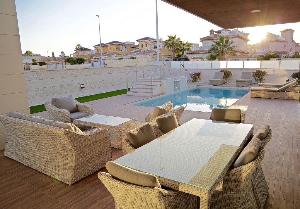 Villa i Campoamor, Alicante, Spanien 3 sovrum, 190 kvm. Nr. 145079
