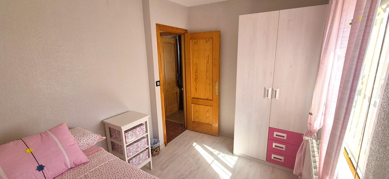 Дуплекс в Аликанте, Испания 6 спален, 136м2 №181166