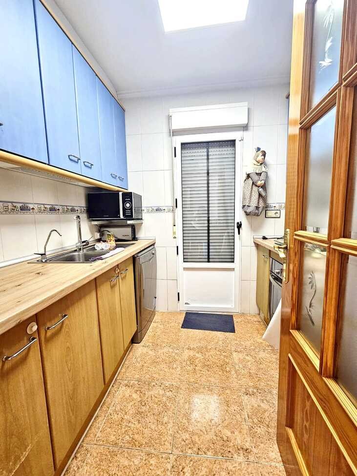 Дуплекс в Аликанте, Испания 6 спален, 136м2 №181166