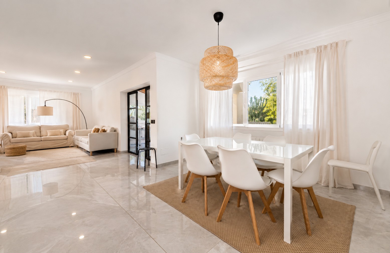 Huvila Santa Ponsa, Mallorca, Espanja 4 makuuhuonetta, 241 m2 No. 193636