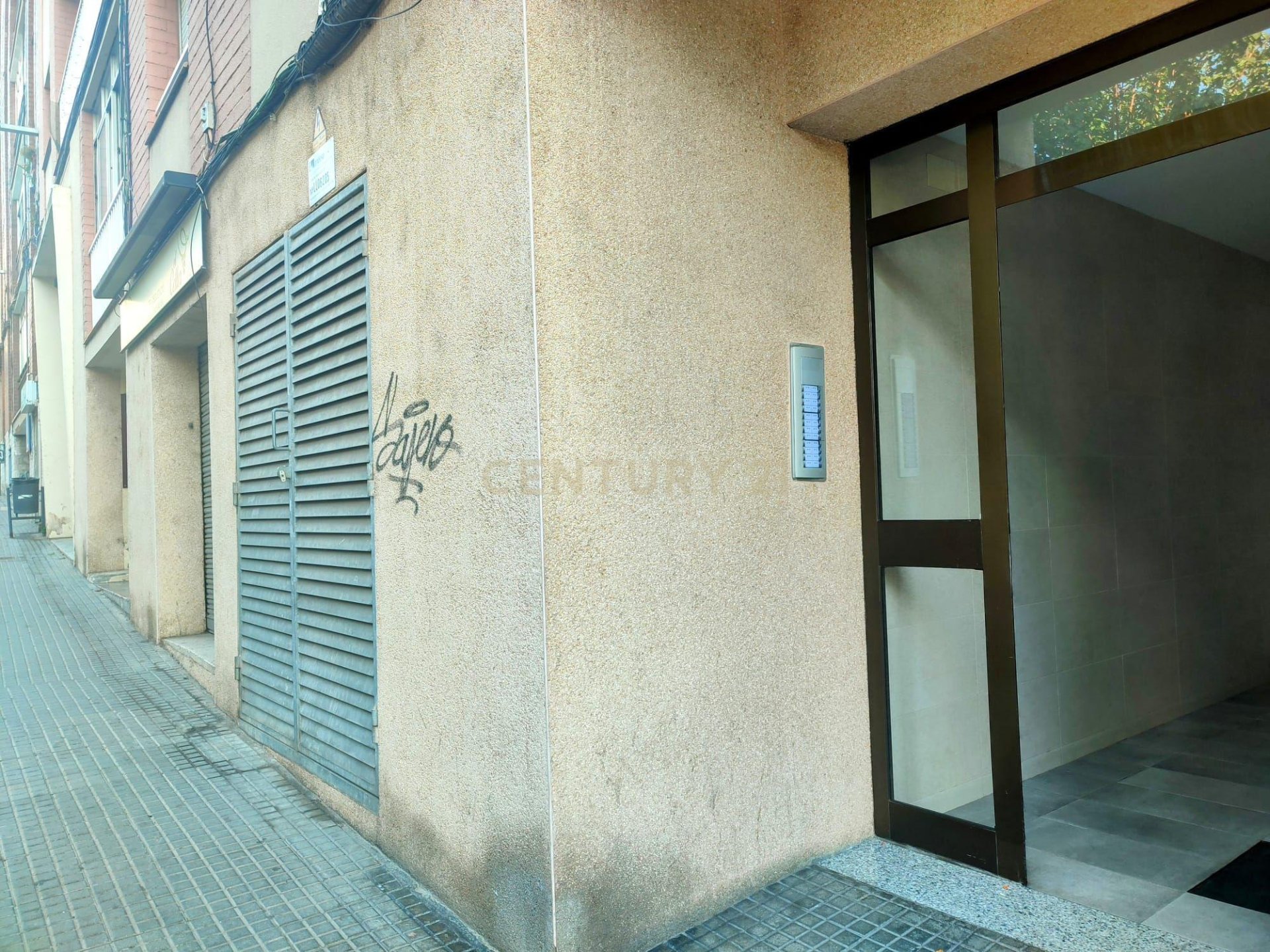 Kommersiell fastighet i Sant Feliu de Llobregat, Barcelona, Spanien 160 kvm. Nr. 186663
