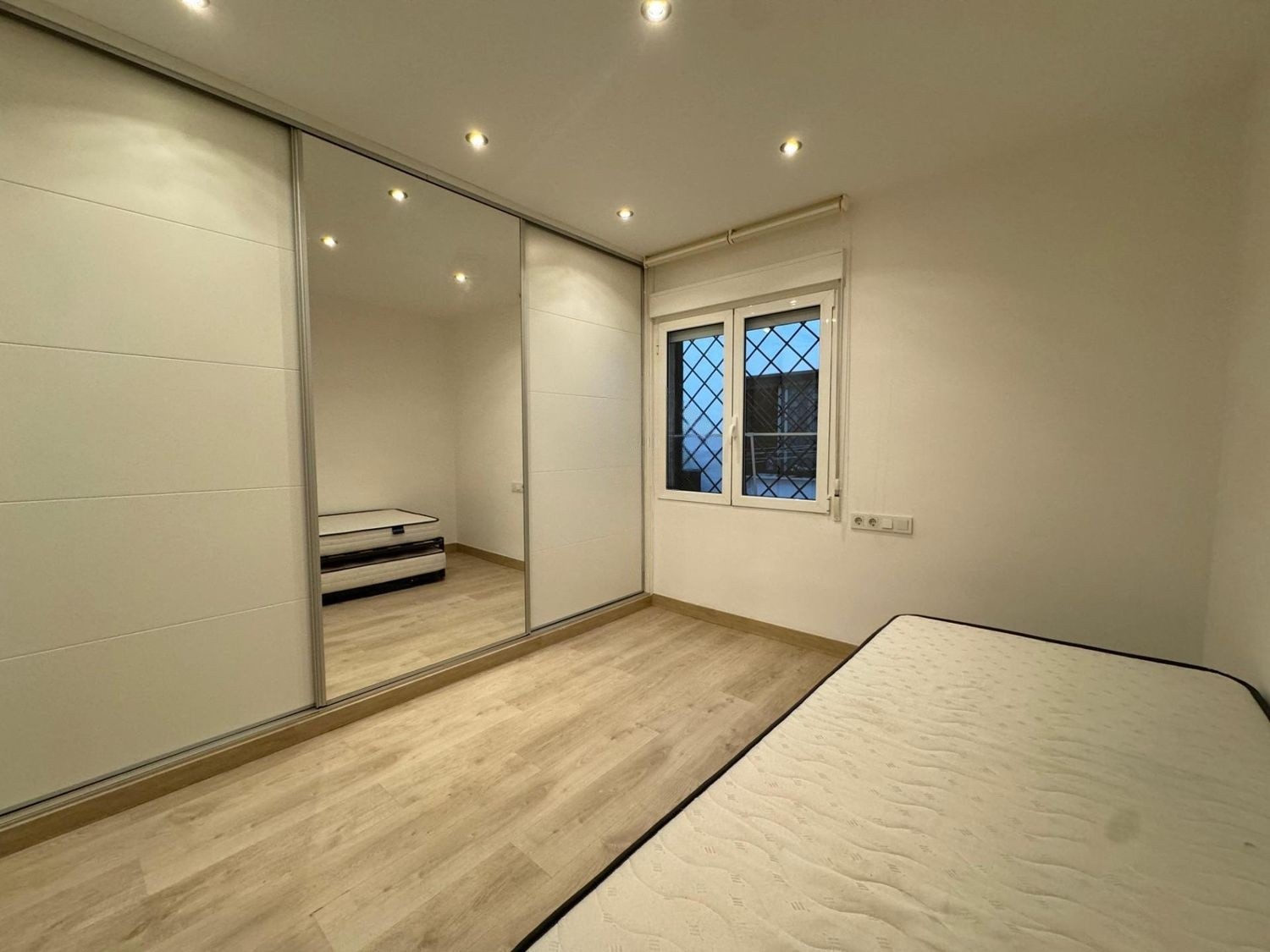 Wohnung in Alicante, Spanien 2 Schlafzimmer, 121 m2 Nr. 179786