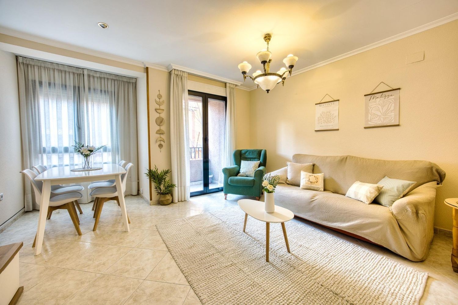 Apartment in Alicante, Spain 3 bedrooms, 132 sq.m. No. 179783