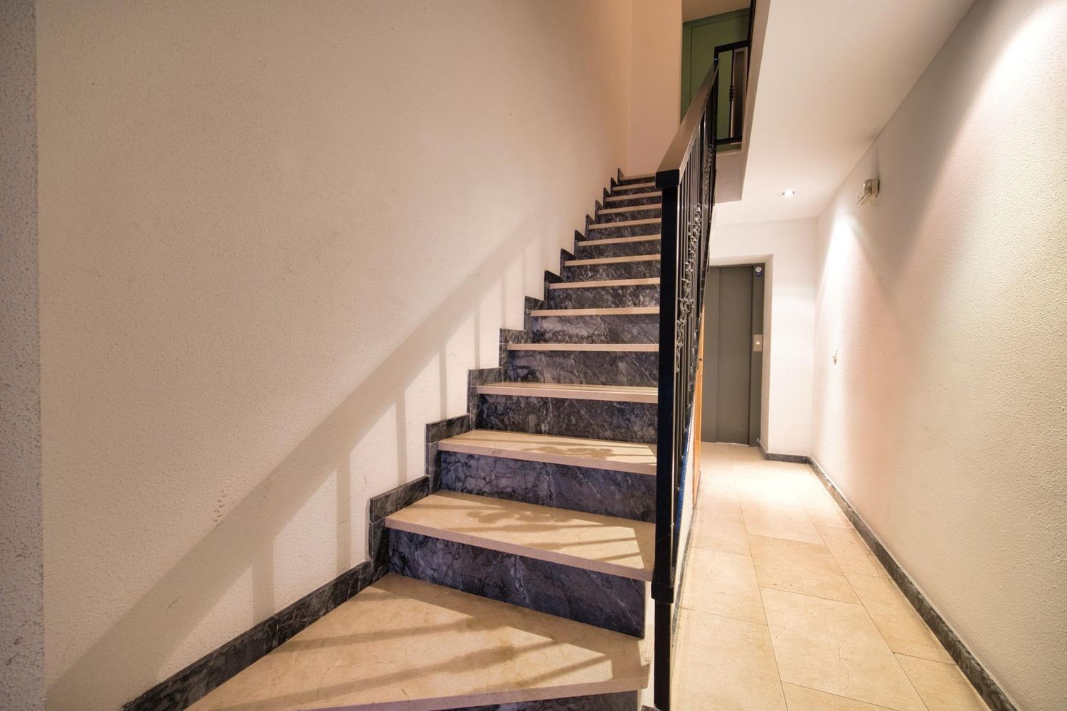 Apartment in Alicante, Spain 3 bedrooms, 132 sq.m. No. 179783