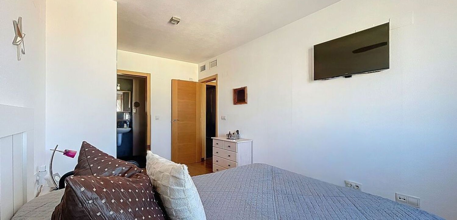Apartment in Alicante, Spain 2 bedrooms, 106 sq.m. No. 179785