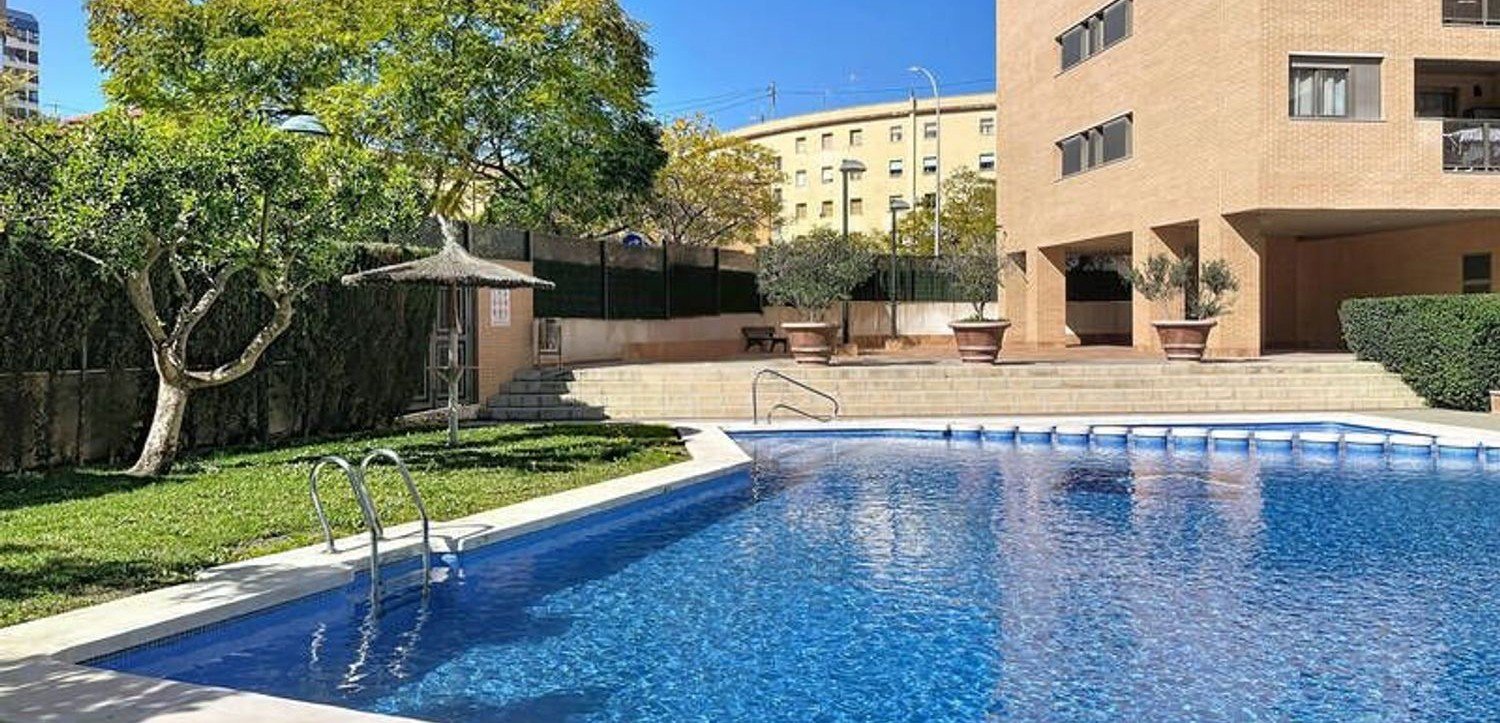 Apartment in Alicante, Spain 2 bedrooms, 106 sq.m. No. 179785