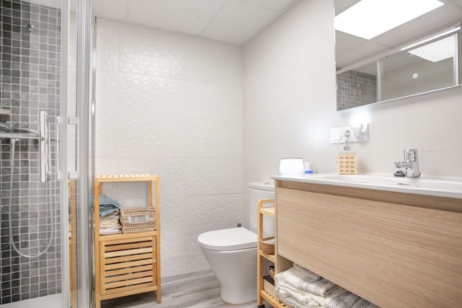 Appartamento a Alicante, Spagna 3 camere da letto, 131 mq. N° 179784