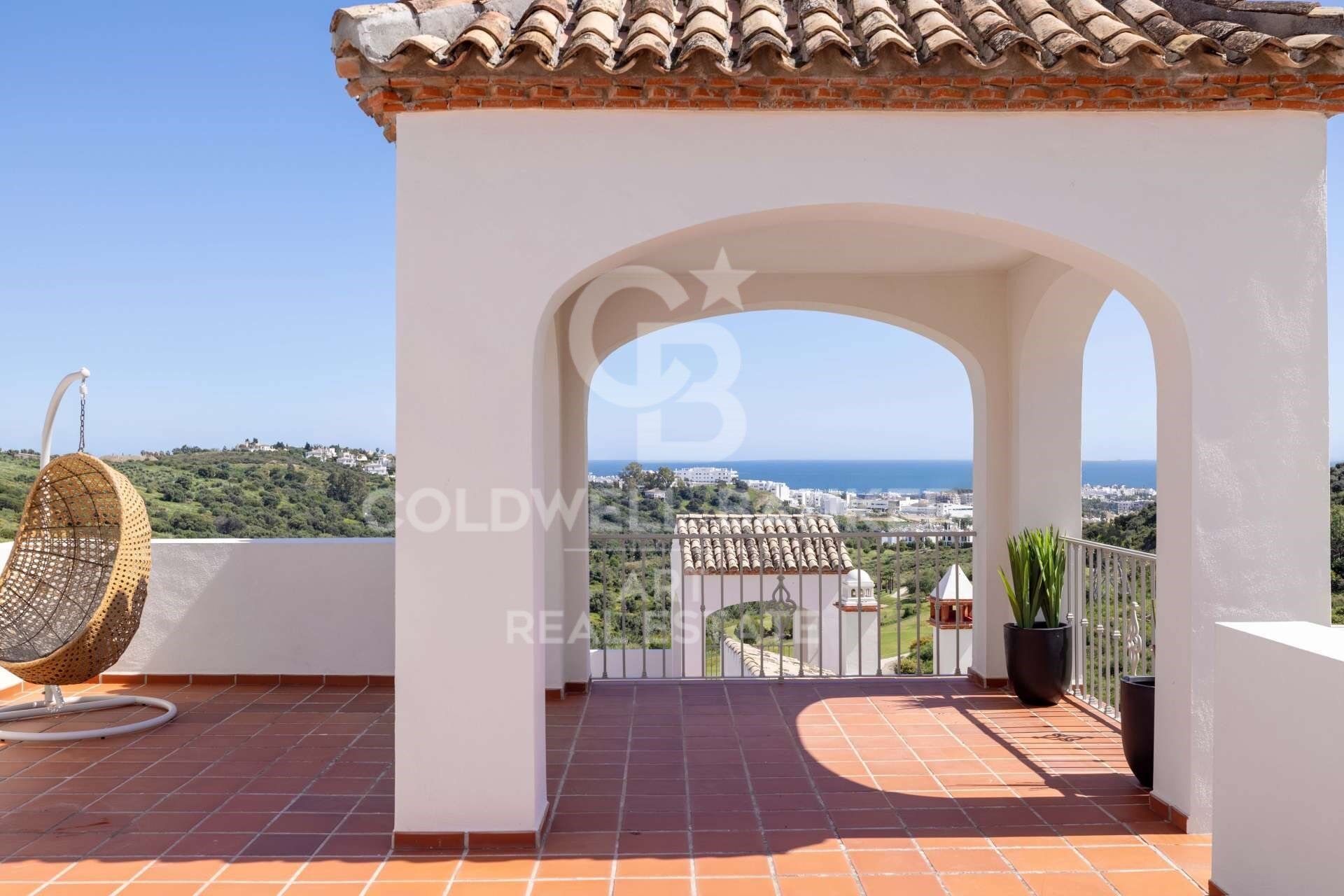 Talo Estepona, Malaga, Espanja 3 makuuhuonetta, 264 m2 No. 158480