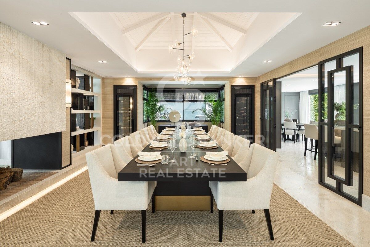 Villa in Marbella, Malaga, Spain 7 bedrooms, 1636 sq.m. No. 158485