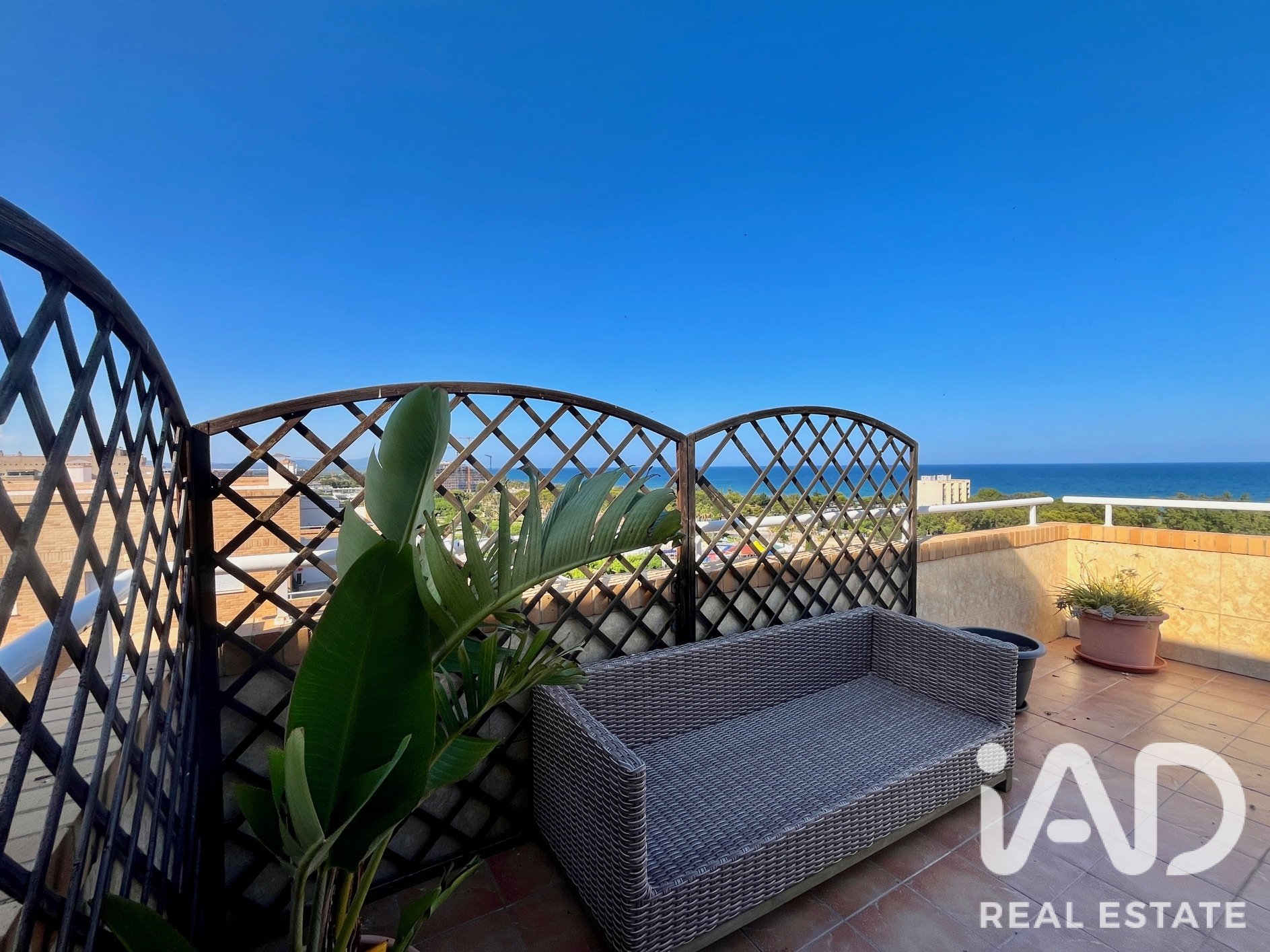 Penthouse in Oropesa del Mar, Castellon, Spain 2 bedrooms, 70 sq.m. No. 187724