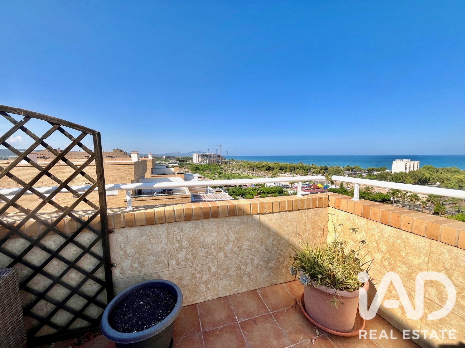 Penthouse in Oropesa del Mar, Castellon, Spain 2 bedrooms, 70 sq.m. No. 187724
