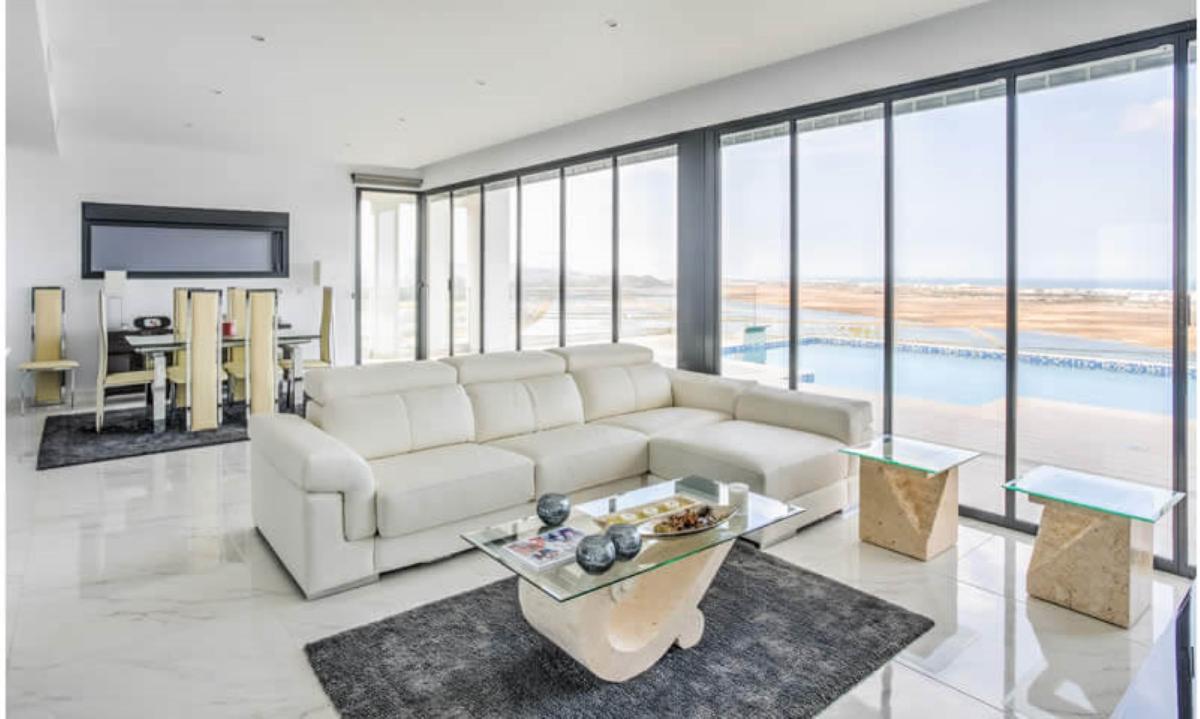 Villa in Pedreguer, Alicante, Spain 4 bedrooms, 180 sq.m. No. 80554