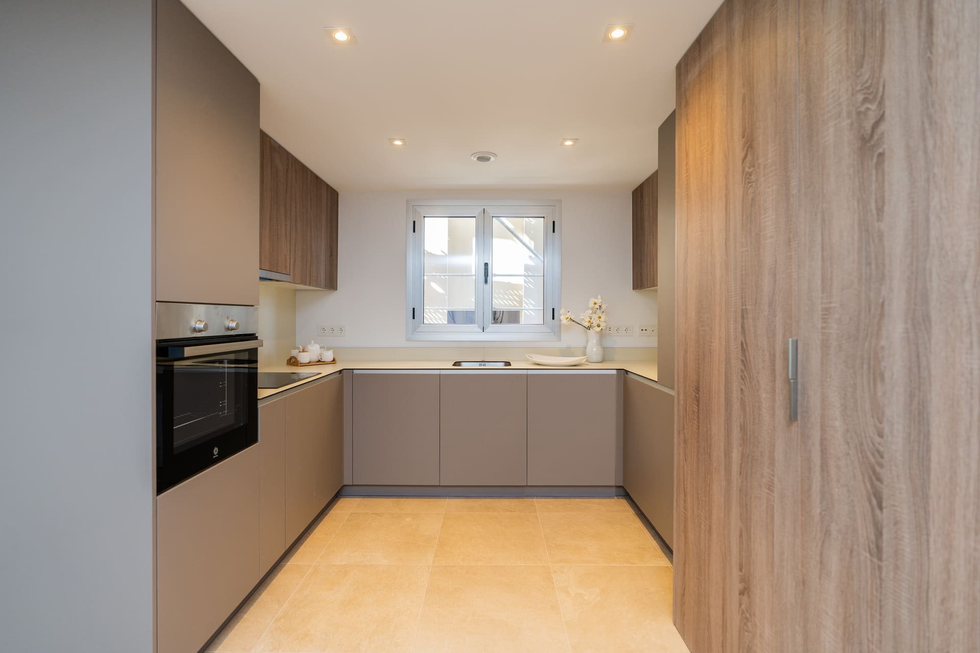 Huoneisto Estepona, Malaga, Espanja 2 makuuhuonetta, 83 m2 No. 134897