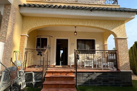 Casa a Rojales, Alicante, Spagna 3 camere da letto, 275 mq. N° 166714