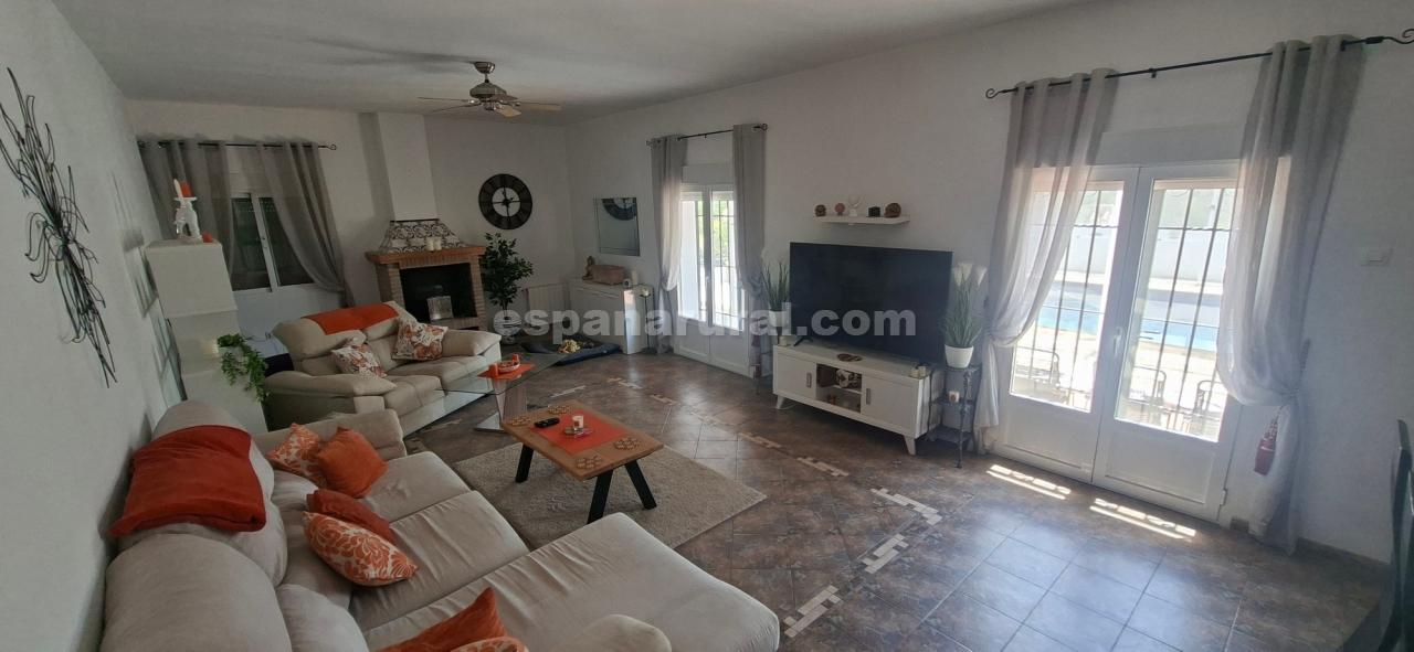 Casa a Huercal-Overa, Almeria, Spagna 4 camere da letto, 185 mq. N° 168048