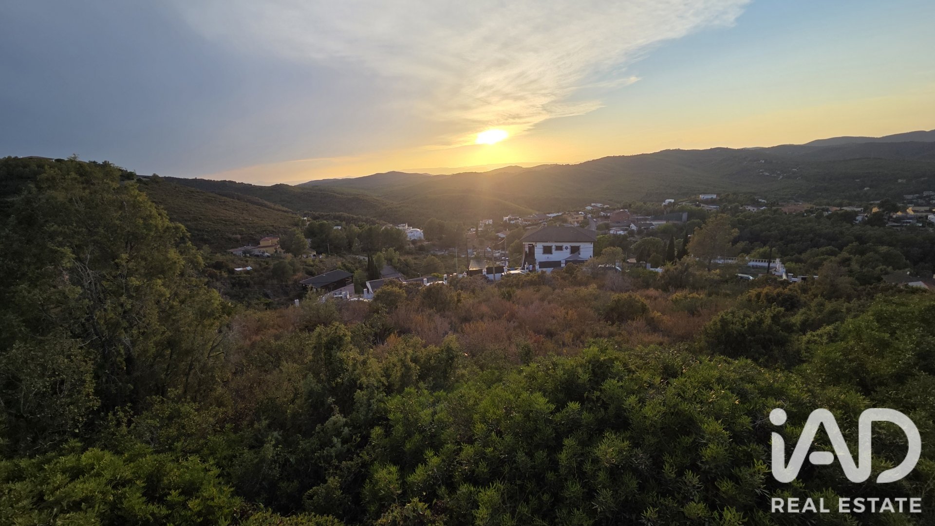 Zemes gabals La Bisbal Del Penedes, Tarragona, Spānijā 1600 m2 Nr. 195733