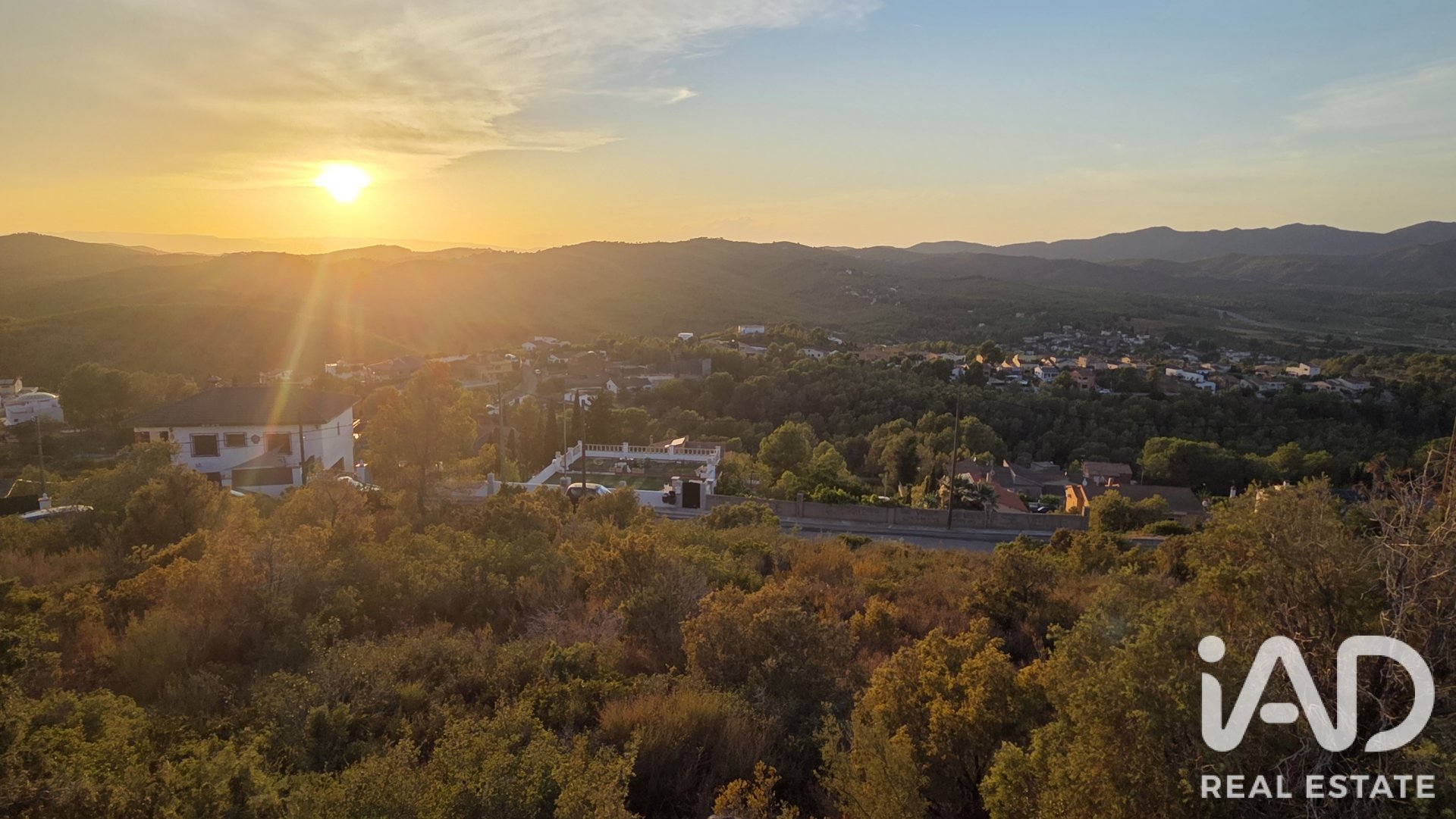 Zemes gabals La Bisbal Del Penedes, Tarragona, Spānijā 1600 m2 Nr. 195733