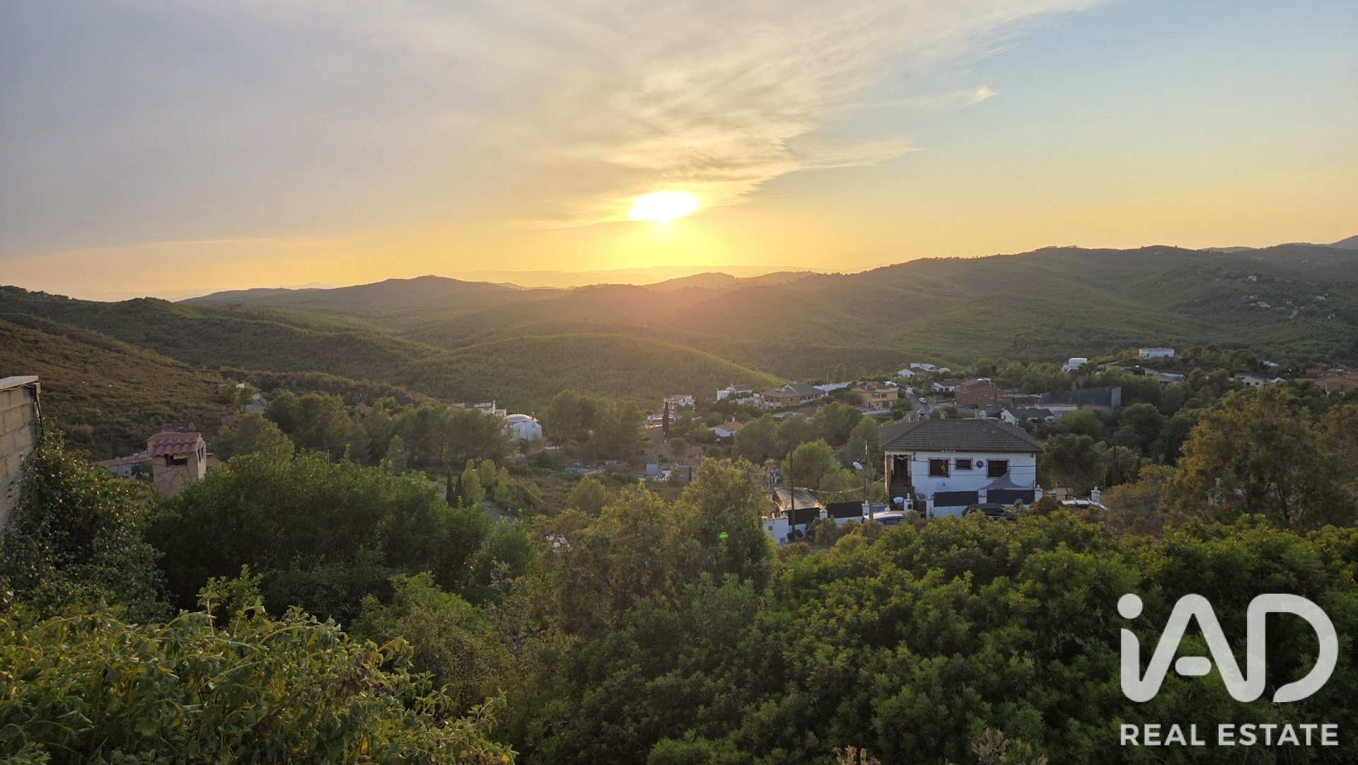 Zemes gabals La Bisbal Del Penedes, Tarragona, Spānijā 1600 m2 Nr. 195733