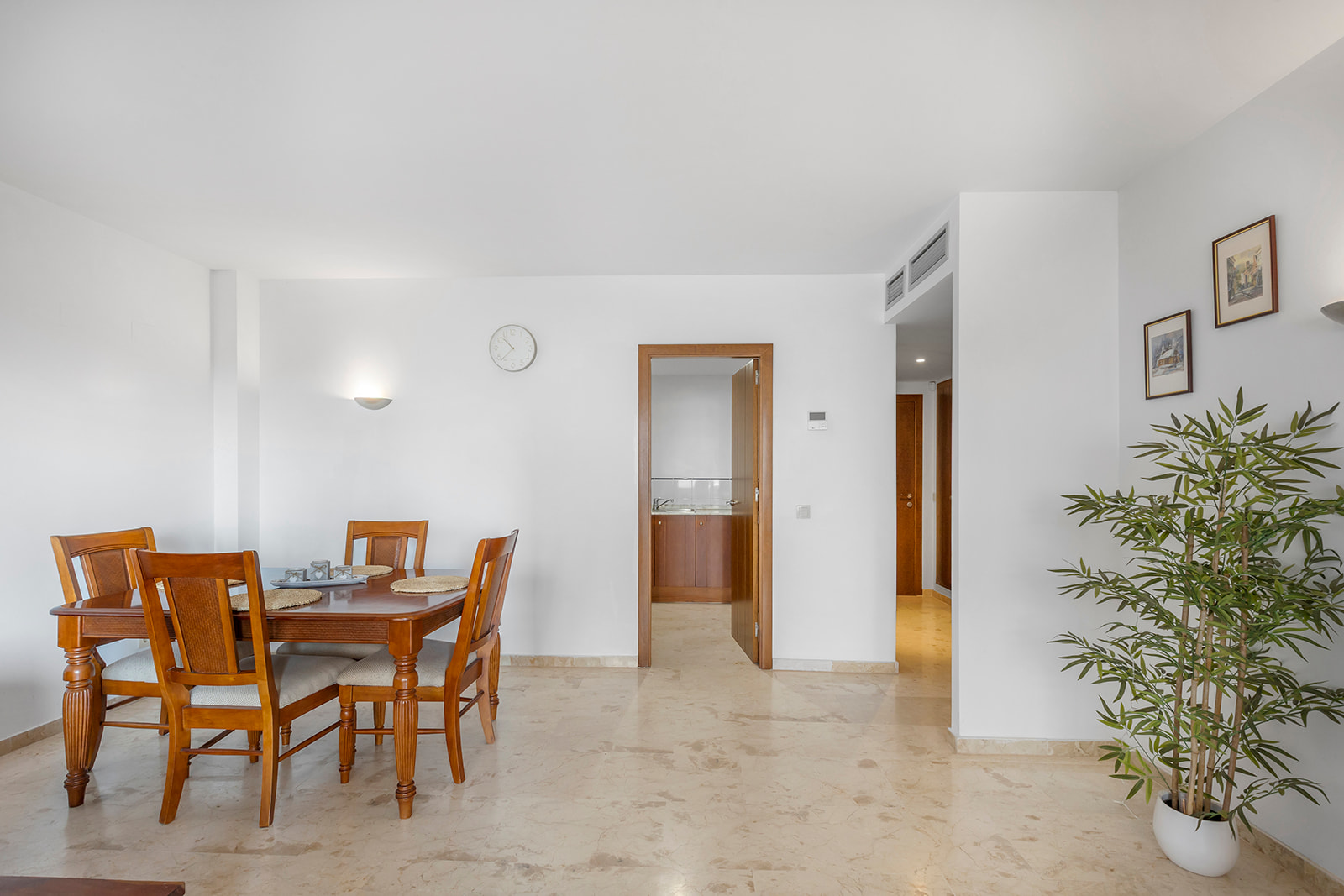 Apartamento en Punta Prima, Alicante, España 2 dormitorios, 84 m2 No. 180197