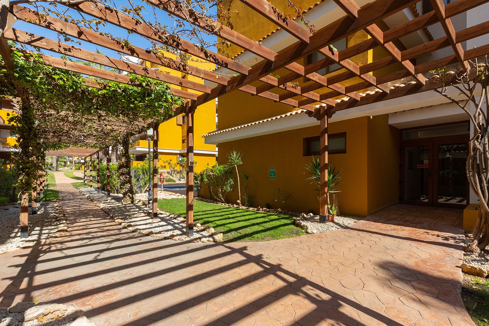 Apartamento en Punta Prima, Alicante, España 2 dormitorios, 84 m2 No. 180197